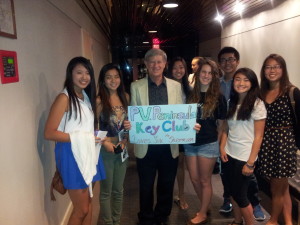 Richard Sherman poses with PV Peninsual HS Key Club members at Kiwanis benefit concert